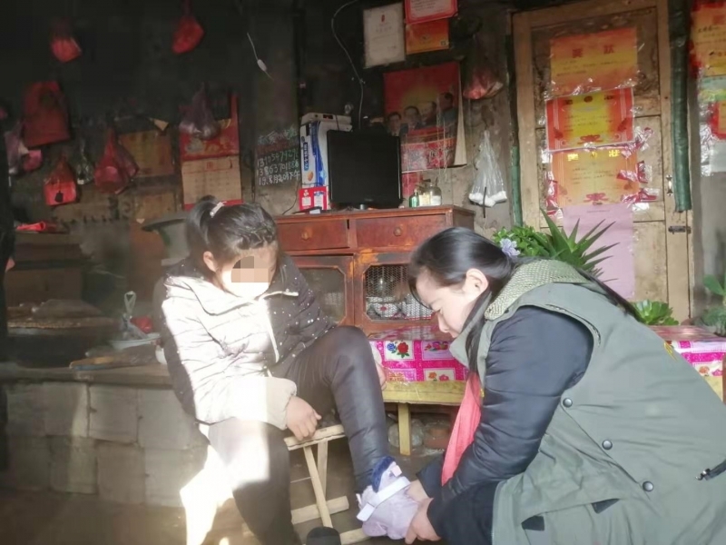 ���紩���������ܴ���������Ь.jpg